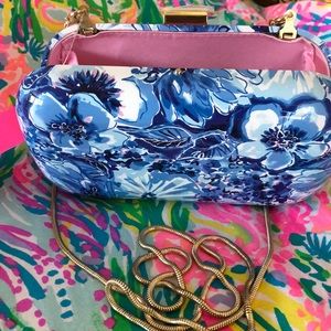 NWT Lilly Pulitzer Hard Shell Clutch